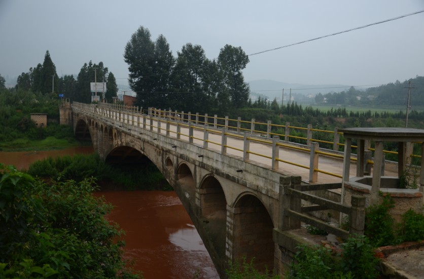 寻甸易隆至白石岩公路工程沿线文物影响评价工作顺利结束